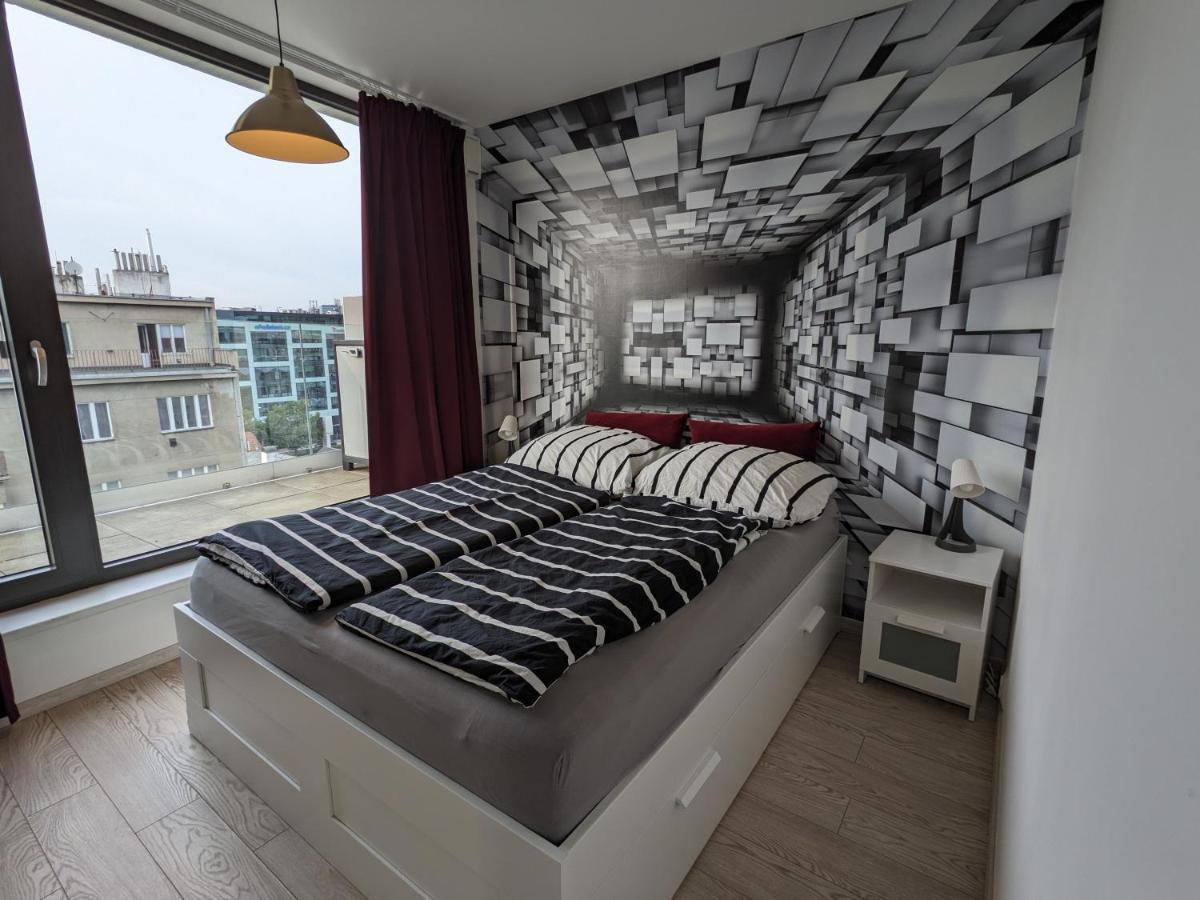 Cozy Apartment With Big Terrace In Central Prague - Karlin Exterior photo